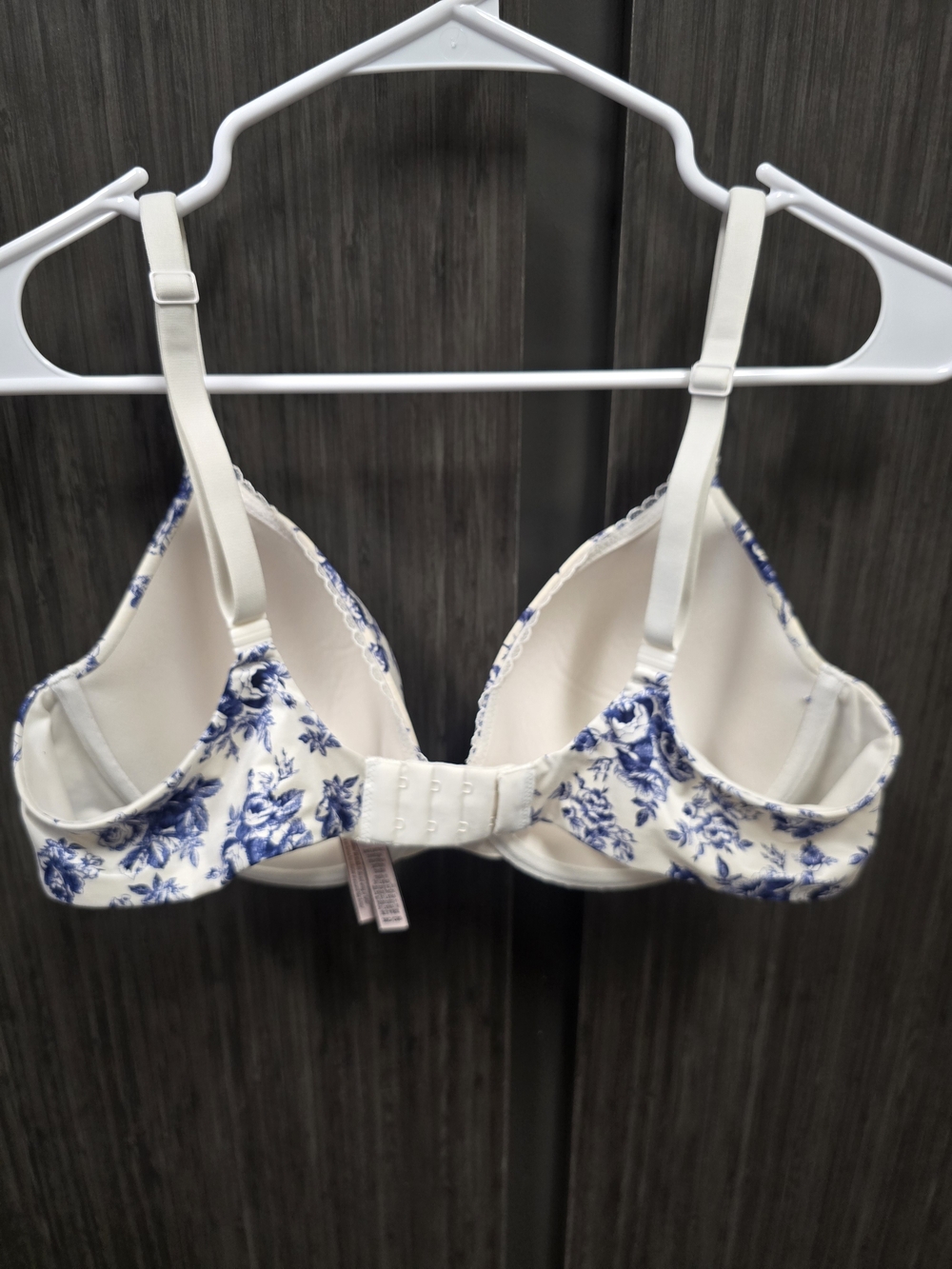 Victoria's Secret Body by Victoria Lined Perfect Coverage Bra 38C Blue White - Picture 2 of 3